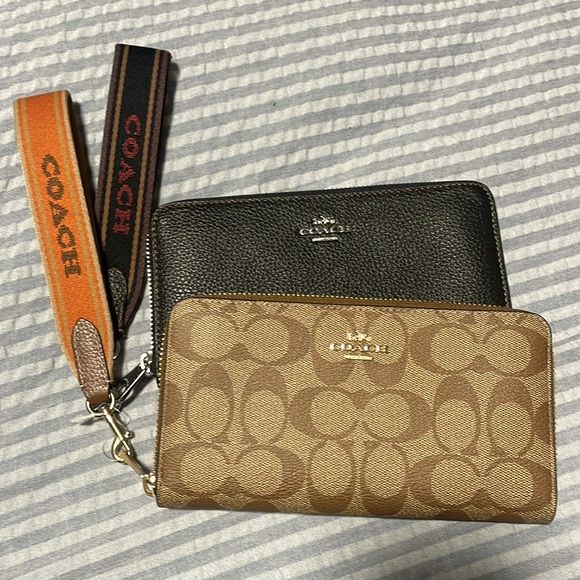 $90 EACH. Coach wristlet. Larger wallet use. Available in brown and black - Picture 2 of 6